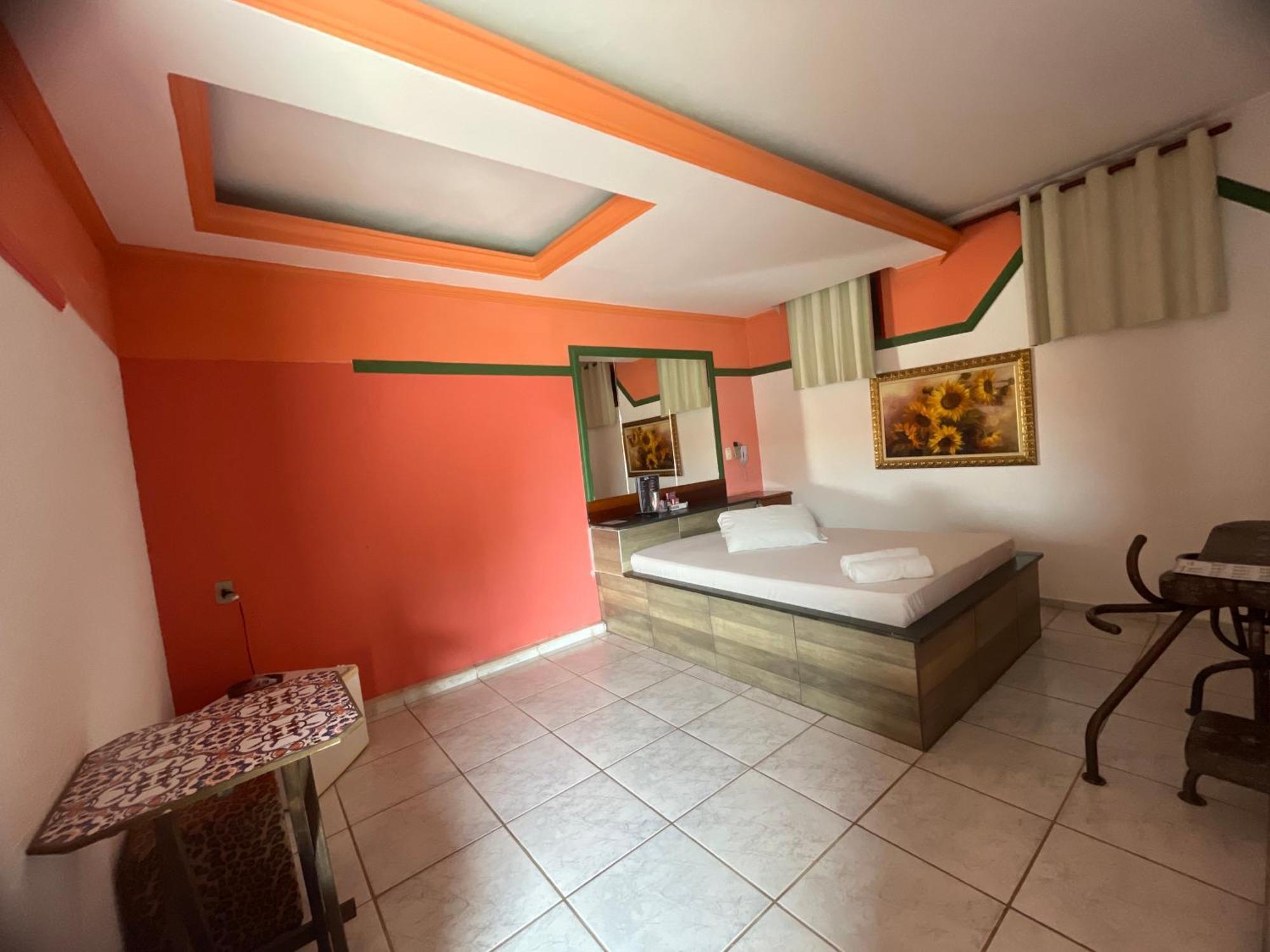 Lux Motel Holambra Esterno foto